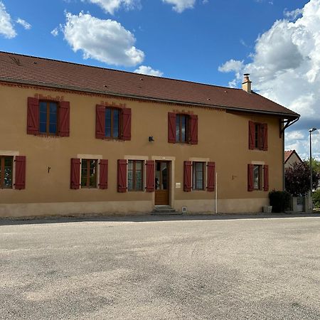 Gite De La Fontaine Saint-Andre-en-Morvan Εξωτερικό φωτογραφία
